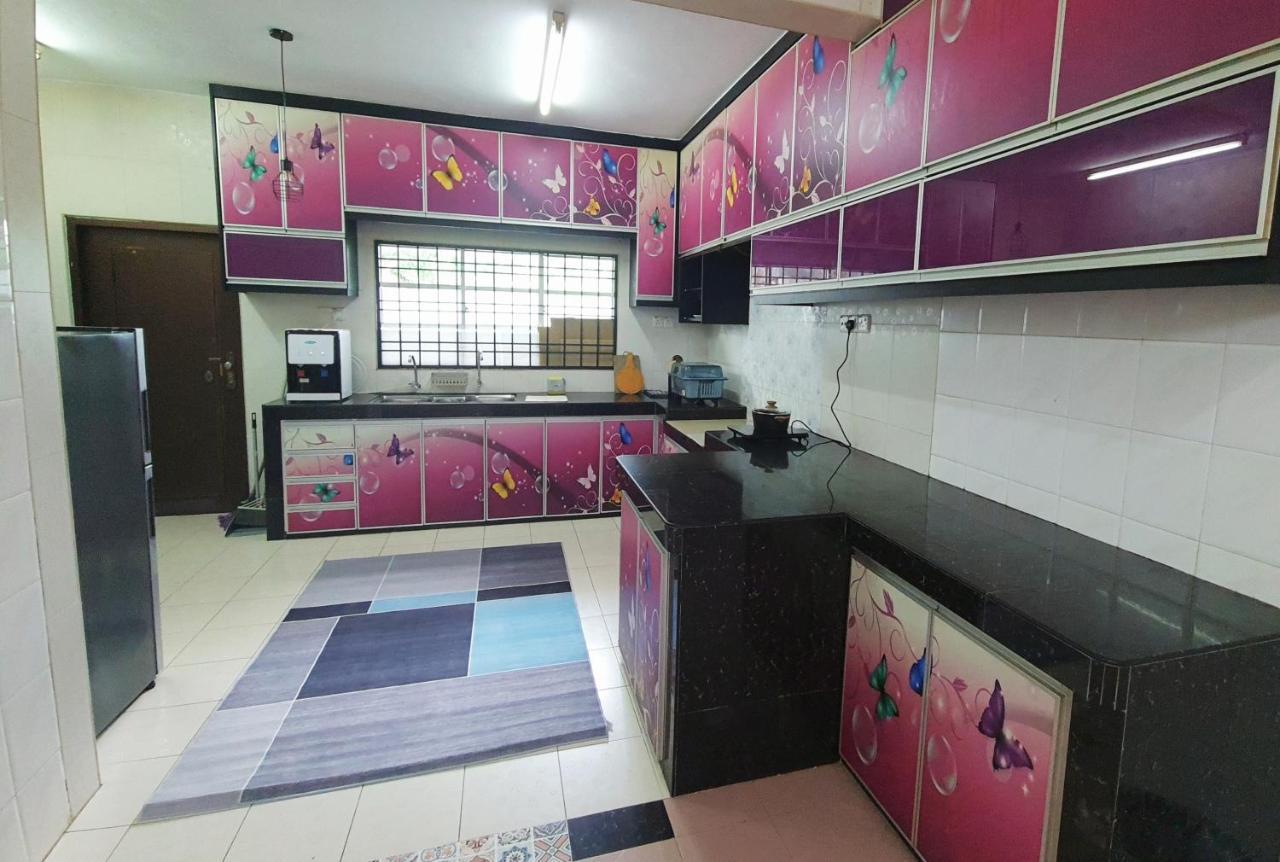 Homestay Lot 90 Town Roomstay *