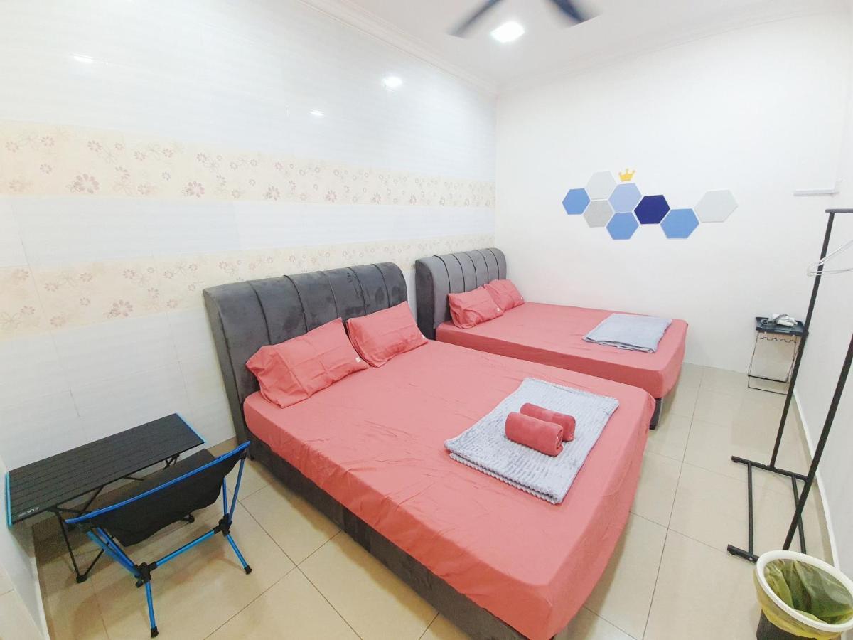 Homestay Lot 90 Town Roomstay