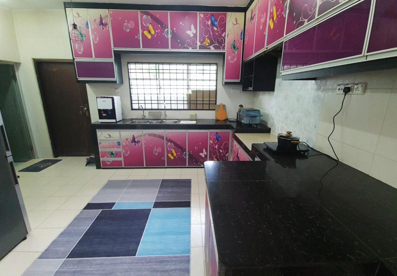 Homestay Lot 90 Town Roomstay *