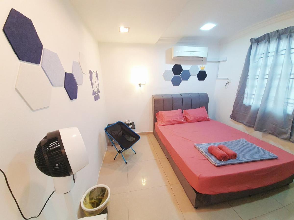 Lot 90 Town Roomstay