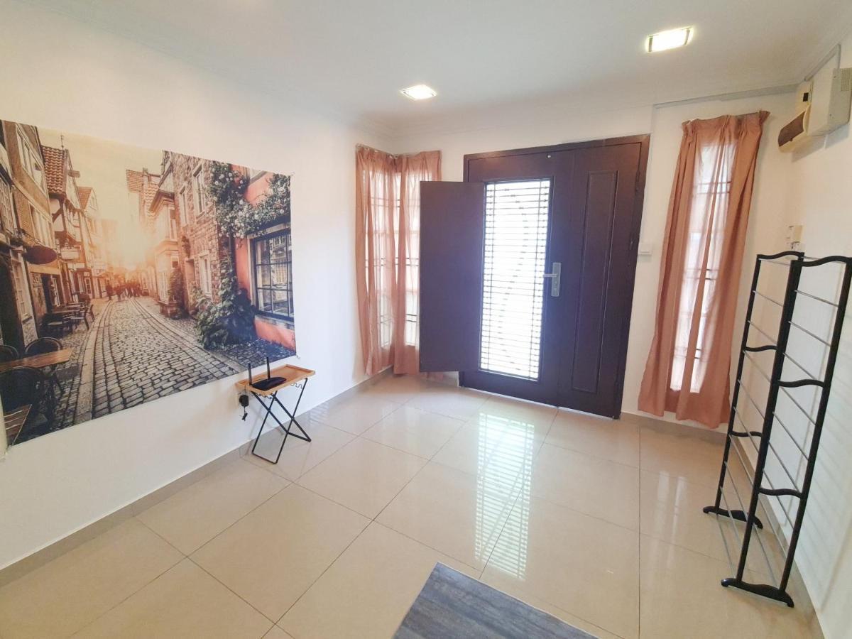 Homestay Lot 90 Town Roomstay *