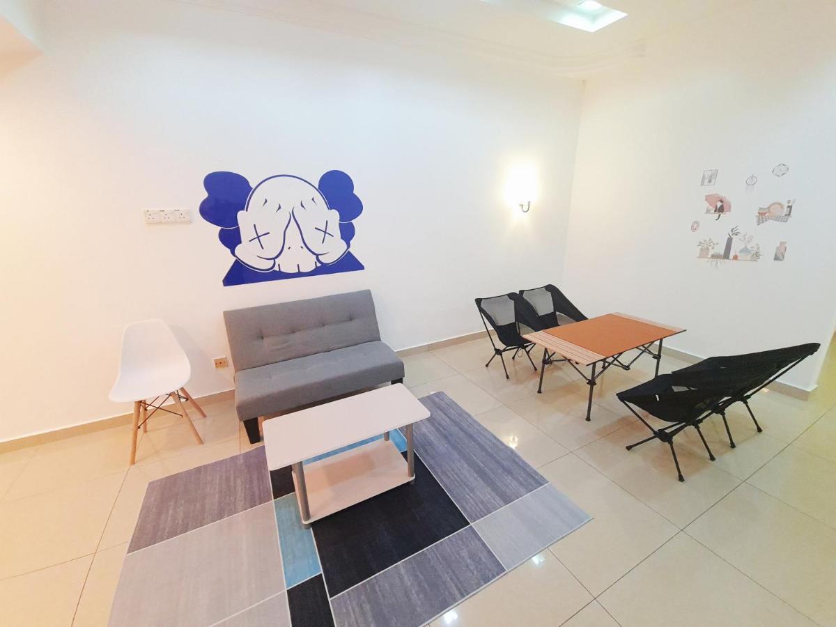 Lot 90 Town Roomstay Homestay *